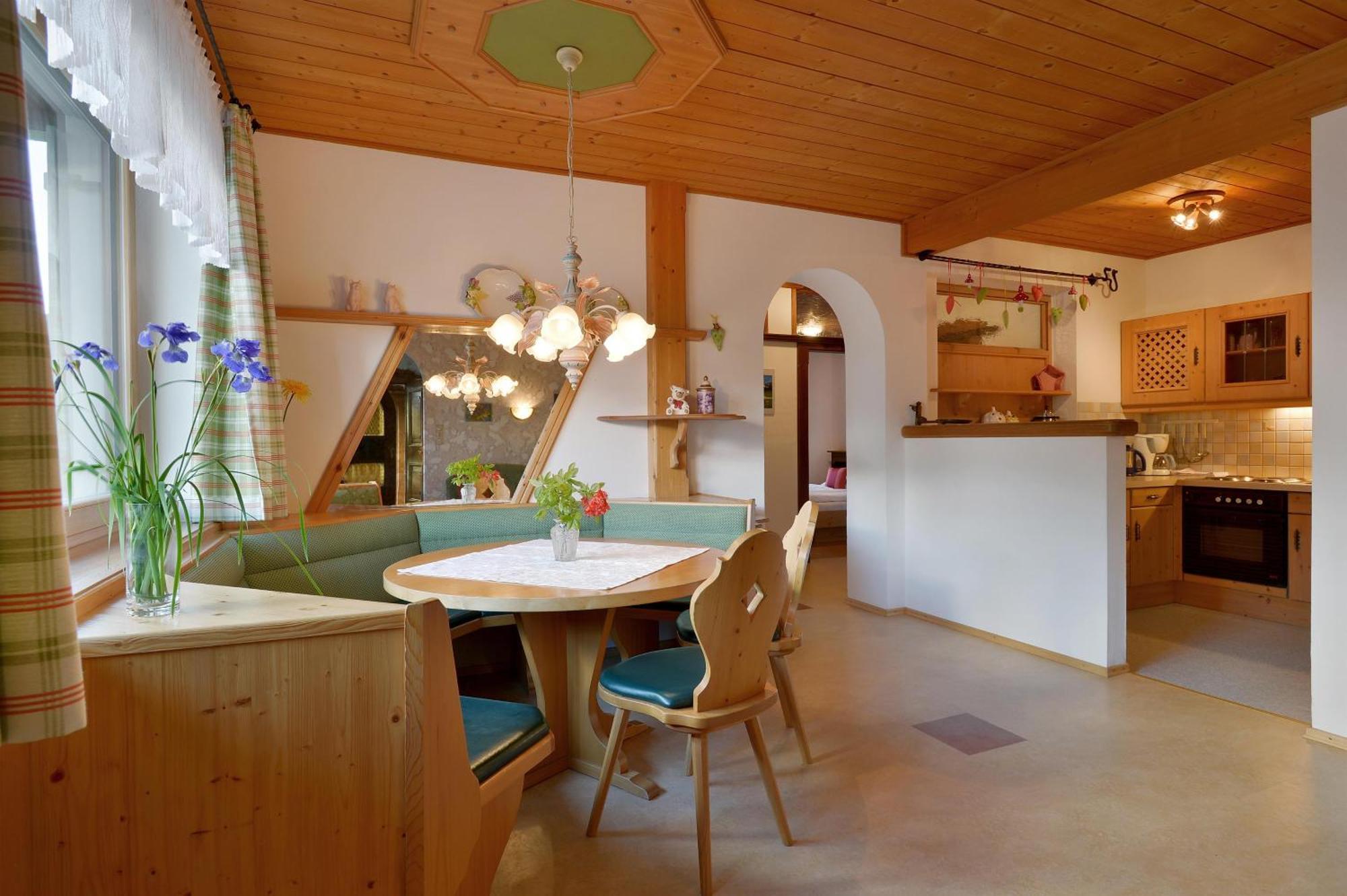 Alpenresidenz Unterrainer Apartment Елмау Стая снимка